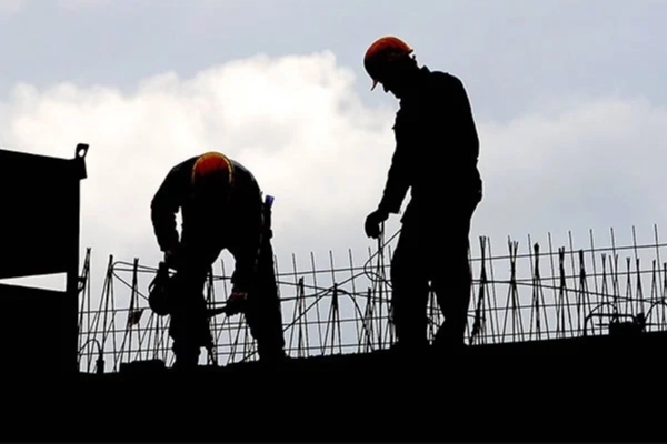 Ücretli çalışan sayısında artış sürüyor: İnşaat ve hizmet sektörü öne çıktı